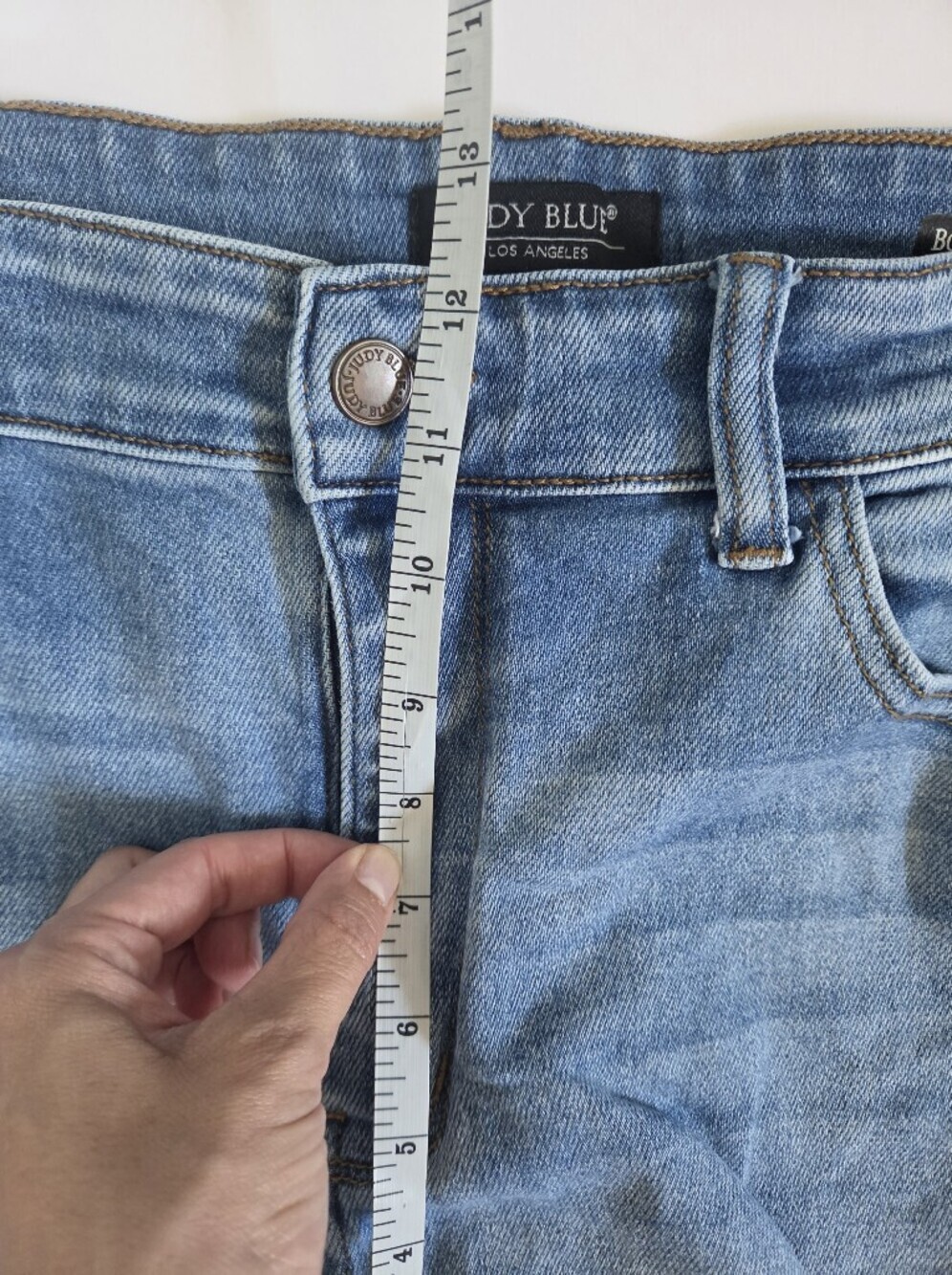 Judy Blue Jeans Womens 20W Distressed ripped Boyfriend Fit Stretch JB82170LT - Picture 7 of 10